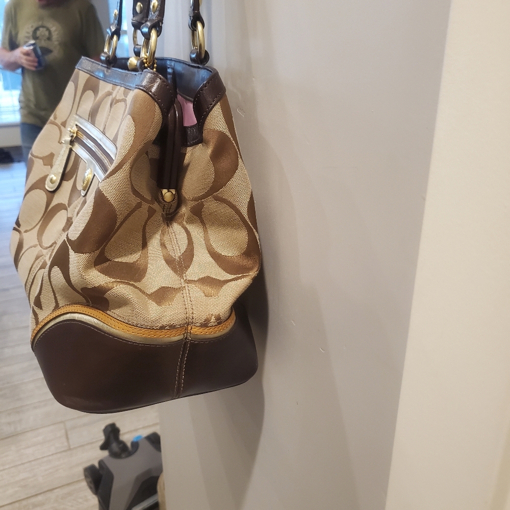 Coach Purse - Picture 2 of 7